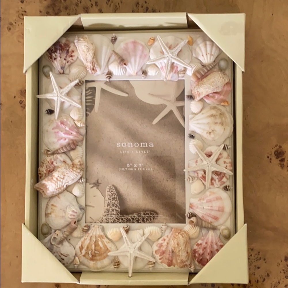 New Shell Art Picture Frame - Picture 2 of 4